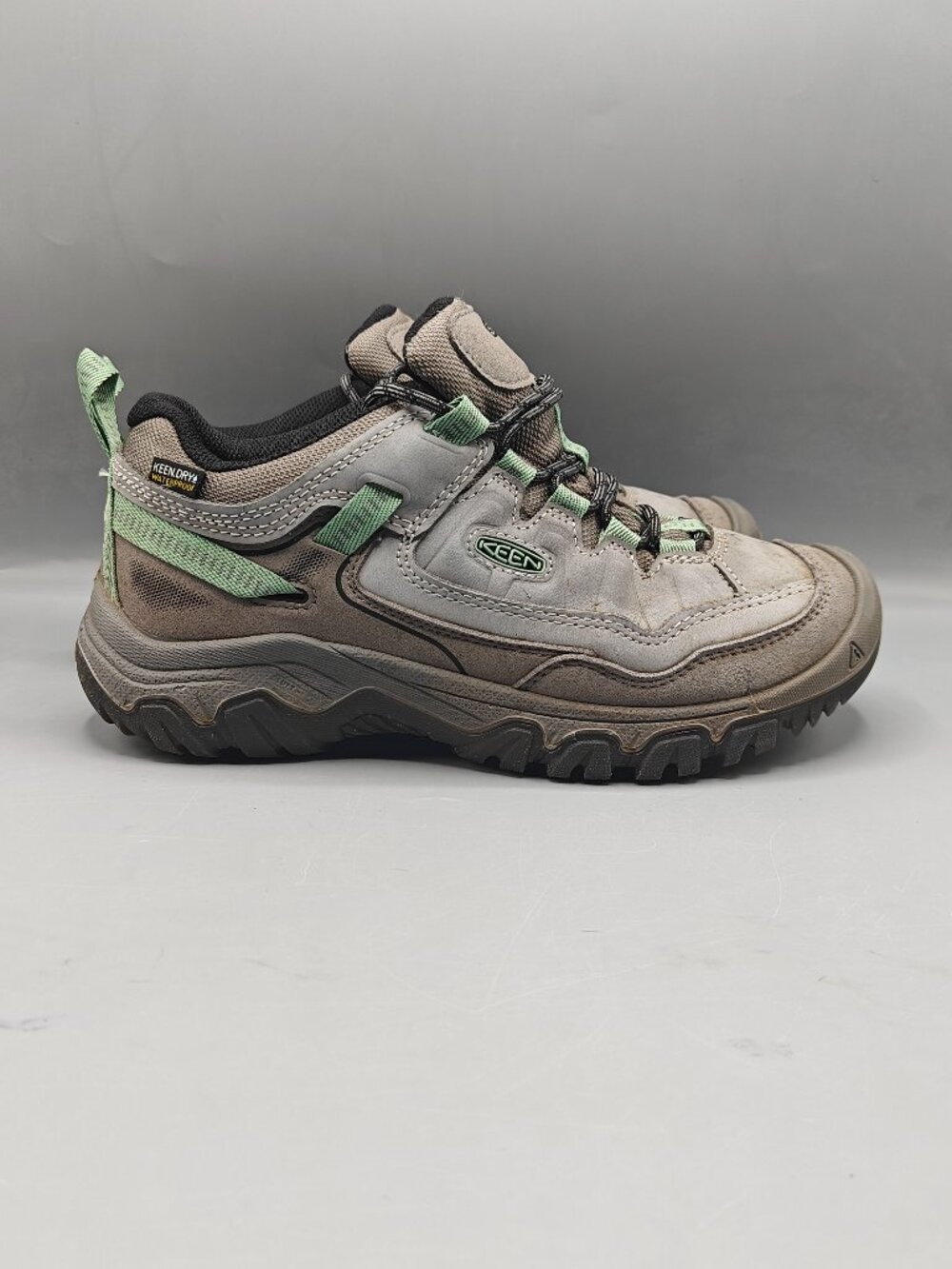 KEEN Targhee 4 Vent Durable Breathable Hiking Shoes Alloy/Green Women's Size 8.5
